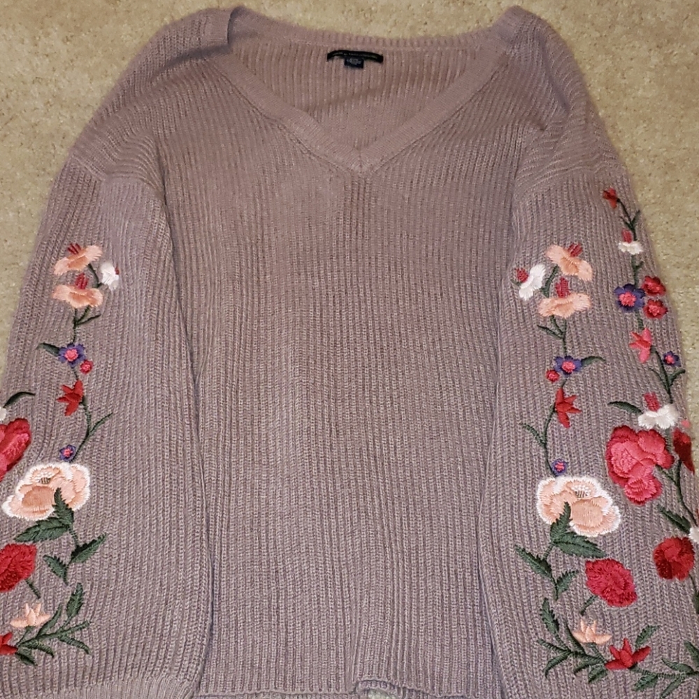 american eagle embroidered sweater